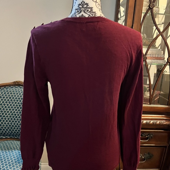 Loft sweater, burgundy size small with button detail - Picture 3 of 6